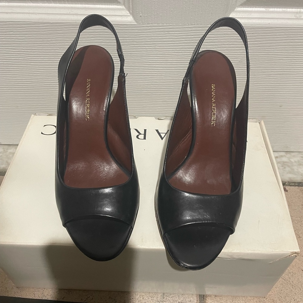 Banana Republic black leather open toe heels